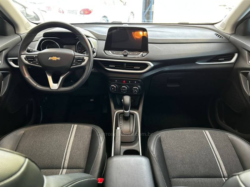 CHEVROLET - TRACKER - 2021/2022 - Branca - R$ 129.900,00